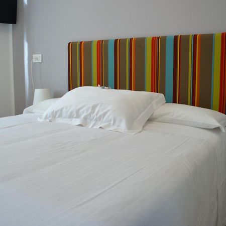 Hotel Spot Варацце Номер фото