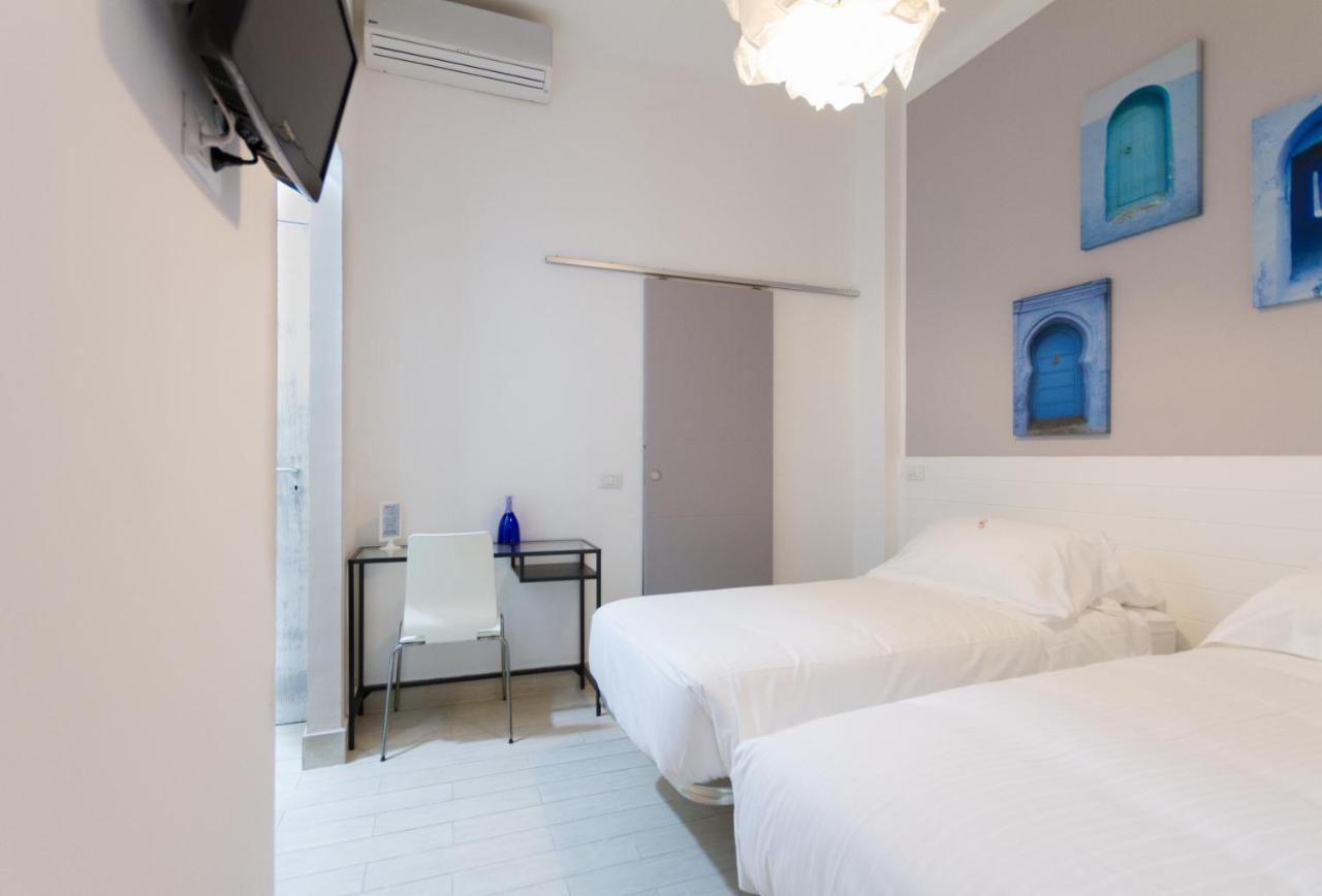 Hotel Spot Варацце Екстер'єр фото
